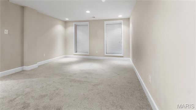 24 Towerbridge Place, St Charles, MO 63303