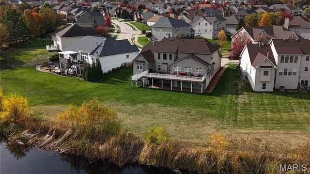 24 Towerbridge Place, St Charles, MO 63303