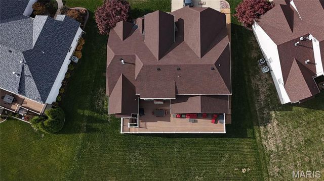 24 Towerbridge Place, St Charles, MO 63303