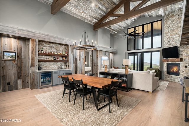 11817 E OBERLIN Way, Scottsdale, AZ 85262