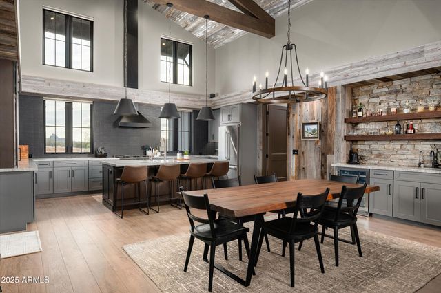 11817 E OBERLIN Way, Scottsdale, AZ 85262