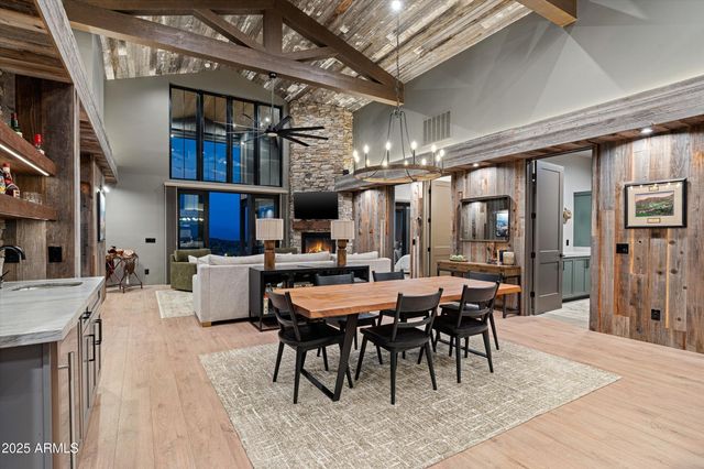 11817 E OBERLIN Way, Scottsdale, AZ 85262