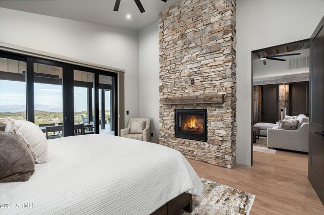 11817 E OBERLIN Way, Scottsdale, AZ 85262