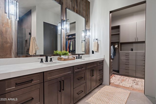 11817 E OBERLIN Way, Scottsdale, AZ 85262