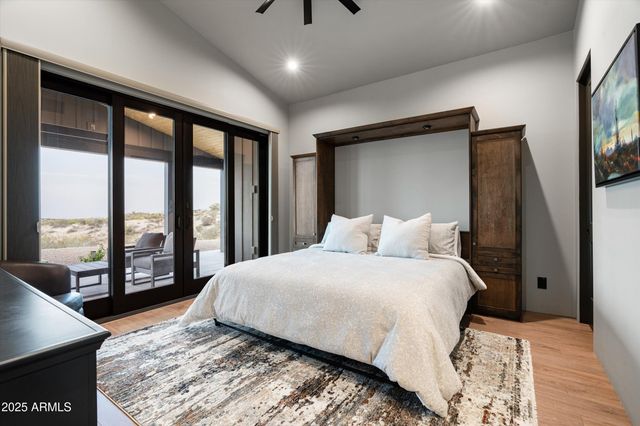 11817 E OBERLIN Way, Scottsdale, AZ 85262