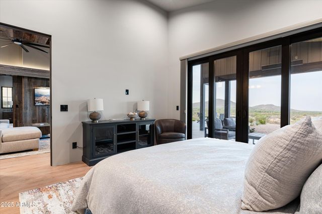 11817 E OBERLIN Way, Scottsdale, AZ 85262