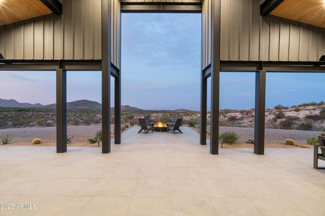 11817 E OBERLIN Way, Scottsdale, AZ 85262