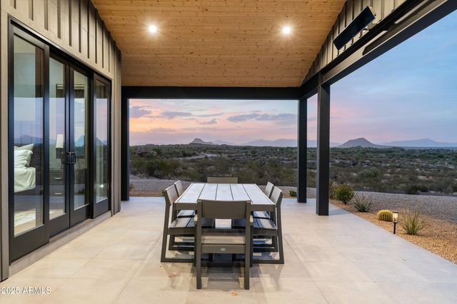 11817 E OBERLIN Way, Scottsdale, AZ 85262