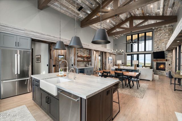 11817 E OBERLIN Way, Scottsdale, AZ 85262