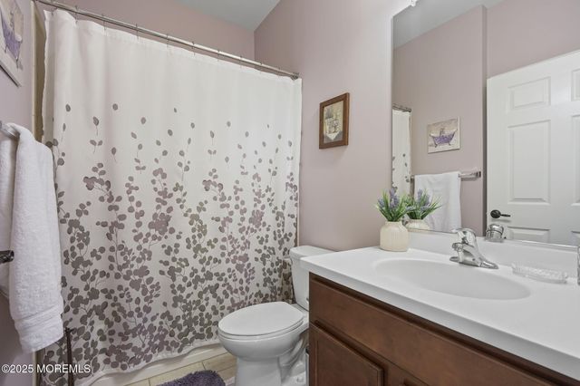 15 Ascot Lane, Manchester, NJ 08759