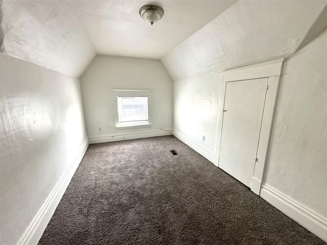 23 Burton Street, Grand Rapids, MI 49507