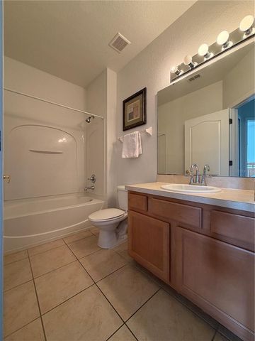 2425 CARAVELLE CIRCLE, Kissimmee, FL 34746