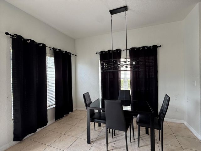 2425 CARAVELLE CIRCLE, Kissimmee, FL 34746