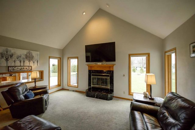 63 WESTFIELD CIRCLE, Fond Du Lac, WI 54935