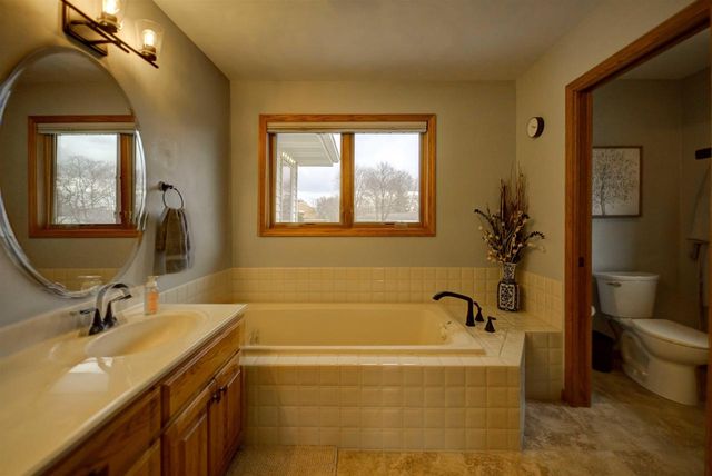 63 WESTFIELD CIRCLE, Fond Du Lac, WI 54935