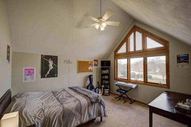 63 WESTFIELD CIRCLE, Fond Du Lac, WI 54935