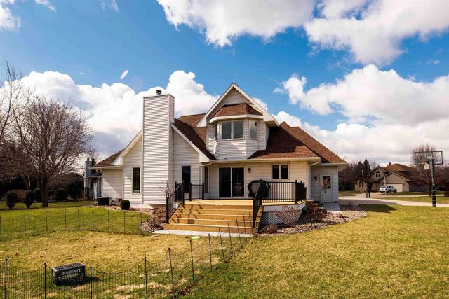 63 WESTFIELD CIRCLE, Fond Du Lac, WI 54935