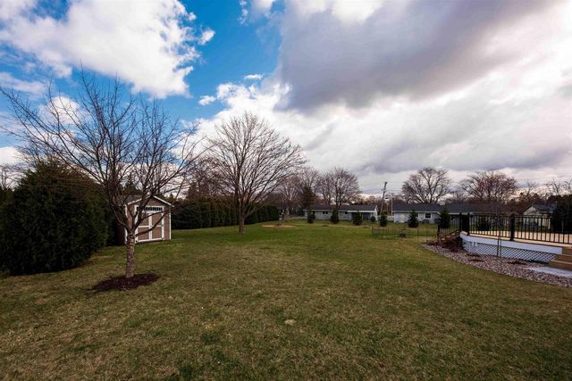 63 WESTFIELD CIRCLE, Fond Du Lac, WI 54935
