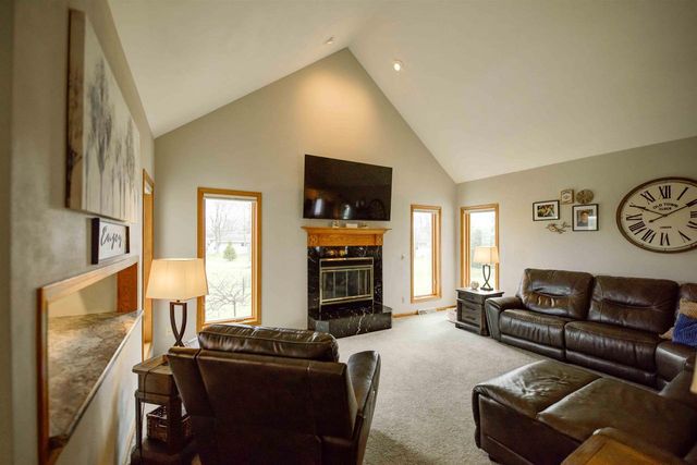 63 WESTFIELD CIRCLE, Fond Du Lac, WI 54935