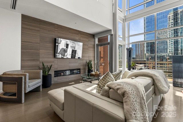 435 S Tryon Street 901, Charlotte, NC 28202