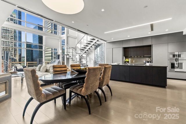 435 S Tryon Street 901, Charlotte, NC 28202