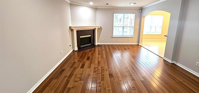 7511 S Linpar Court, Houston, TX 77040