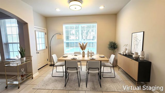 7511 S Linpar Court, Houston, TX 77040