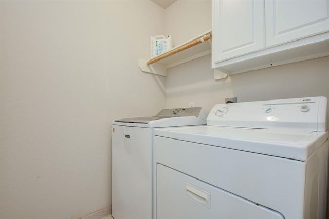 7511 S Linpar Court, Houston, TX 77040