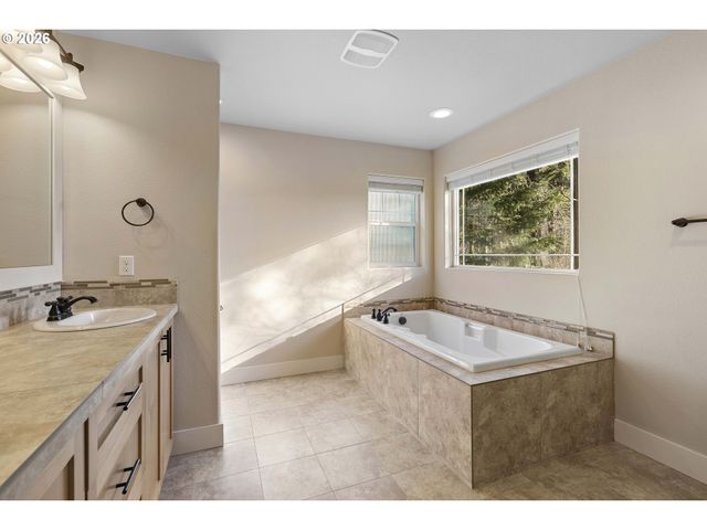 9950 Sw WRANGLER Pl, Beaverton, OR 97008