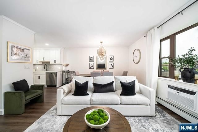 141 Park Avenue 8-A, East Rutherford, NJ 07073