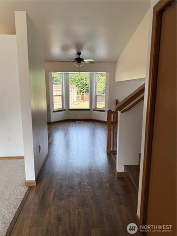 9407 152nd Street E, Puyallup, WA 98375