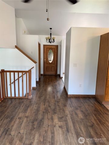 9407 152nd Street E, Puyallup, WA 98375