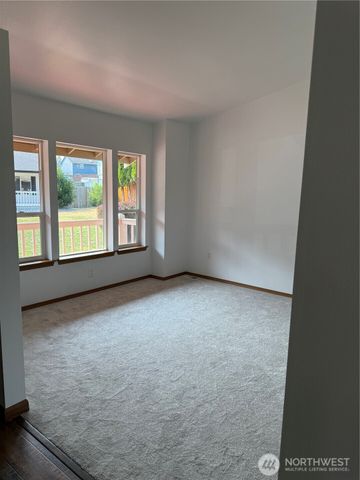 9407 152nd Street E, Puyallup, WA 98375
