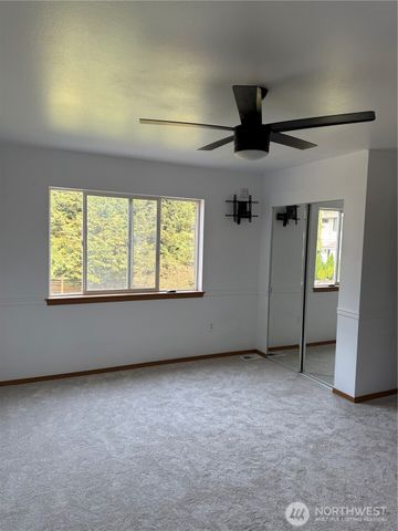 9407 152nd Street E, Puyallup, WA 98375