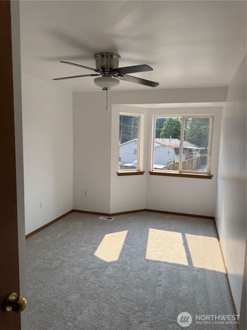 9407 152nd Street E, Puyallup, WA 98375