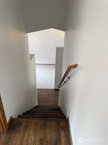 9407 152nd Street E, Puyallup, WA 98375