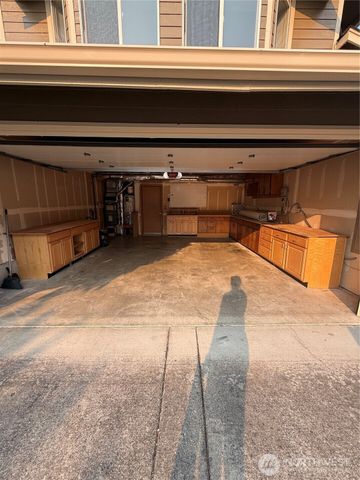 9407 152nd Street E, Puyallup, WA 98375