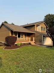 9407 152nd Street E, Puyallup, WA 98375
