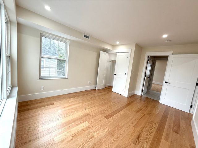 140 Summer 140, Medford, MA 02155