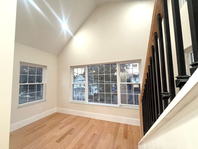 140 Summer 140, Medford, MA 02155