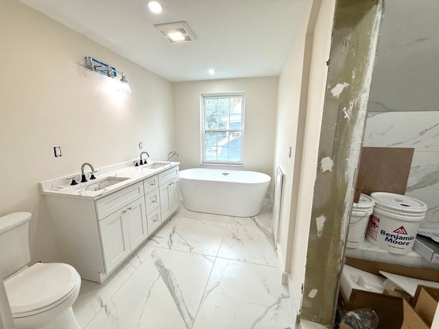 140 Summer 140, Medford, MA 02155