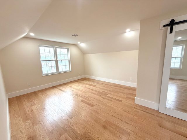 140 Summer 140, Medford, MA 02155