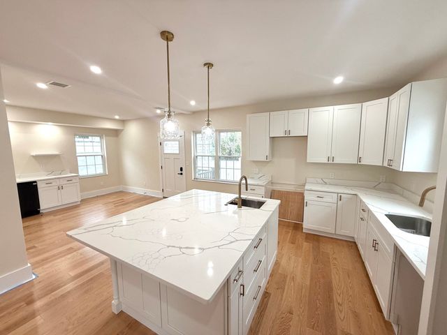 140 Summer 140, Medford, MA 02155