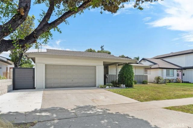 15842 Belfast, Huntington Beach, CA 92647