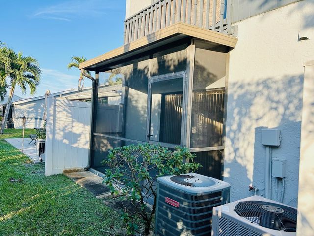 2641 Gately Drive W 509, West Palm Beach, FL 33415