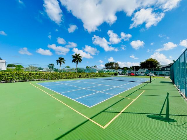 2641 Gately Drive W 509, West Palm Beach, FL 33415