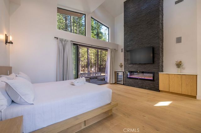 42421 Evergreen Drive, Big Bear Lake, CA 92315
