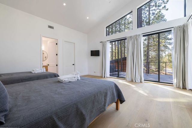 42421 Evergreen Drive, Big Bear Lake, CA 92315