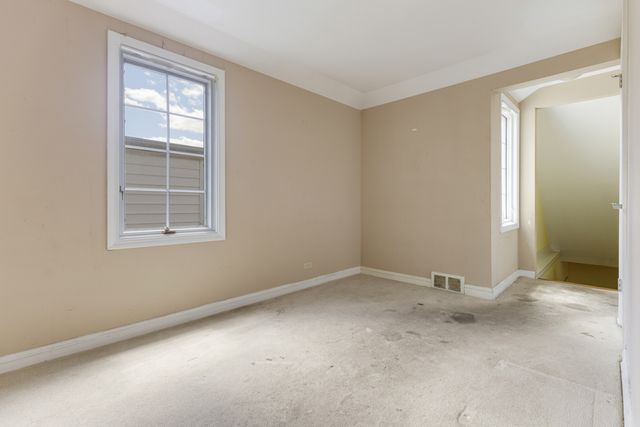640 S Beverly Lane, Arlington Heights, IL 60005