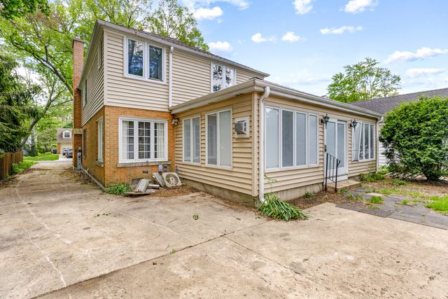 640 S Beverly Lane, Arlington Heights, IL 60005